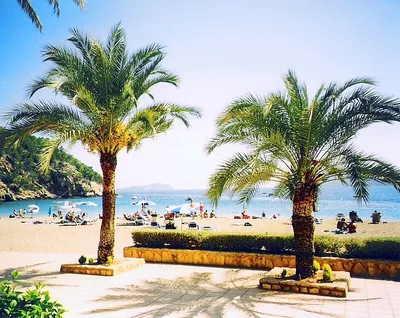 Cala de Sant Vicent Beach, Sant Joan de Labritja, Balearic Islands, Spain — 4