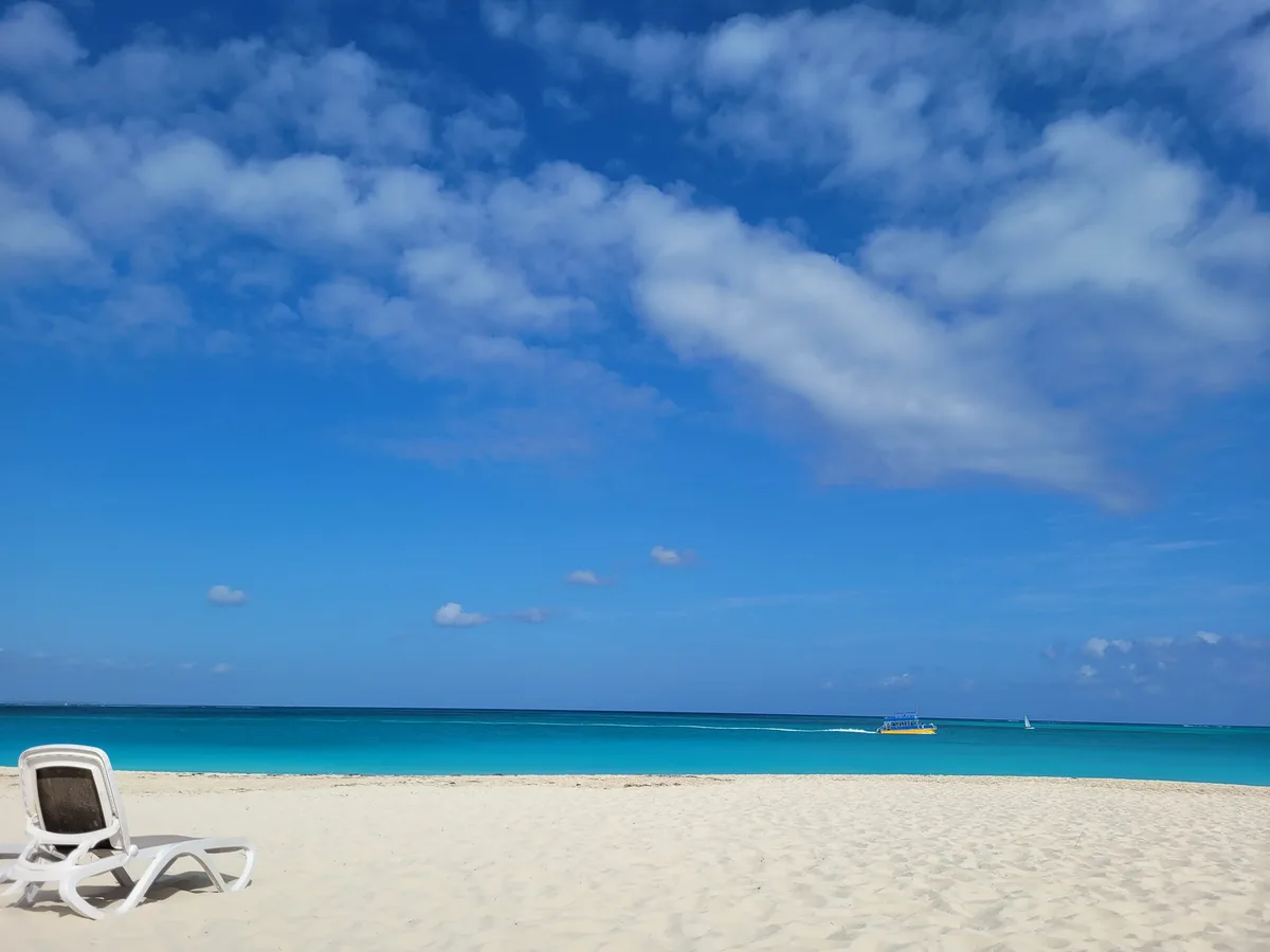 Emerald Point Beach, Leeward, Lucayan Archipelago, Turks and Caicos Islands — 3