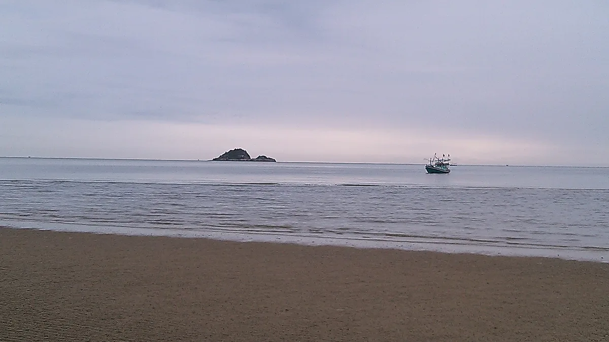 Khao Tao Beach, Hua Hin, Gulf of Thailand Coast, Thailand — 2