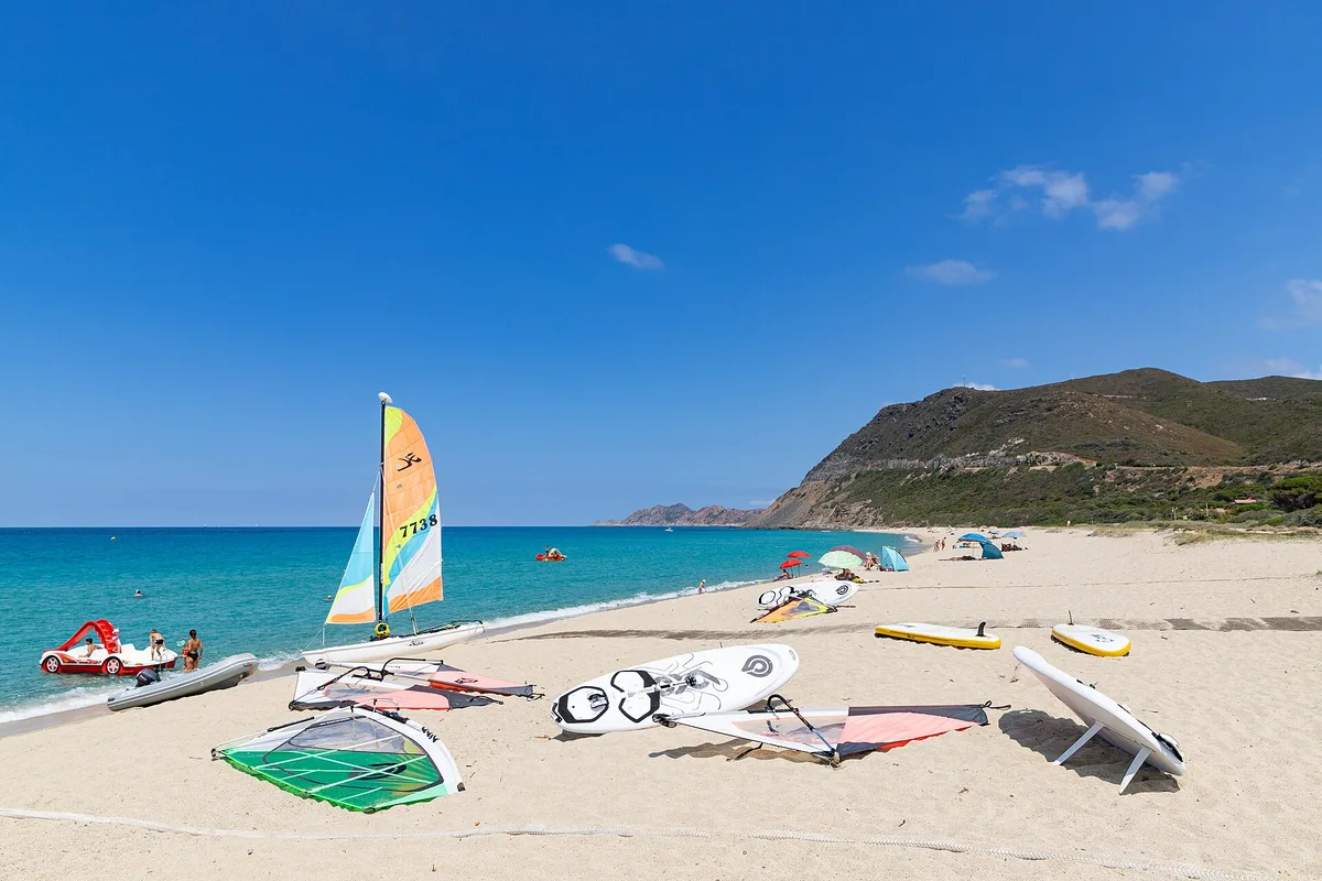 Playa de Lozari, Belgodère, Corsica, Francia — 3