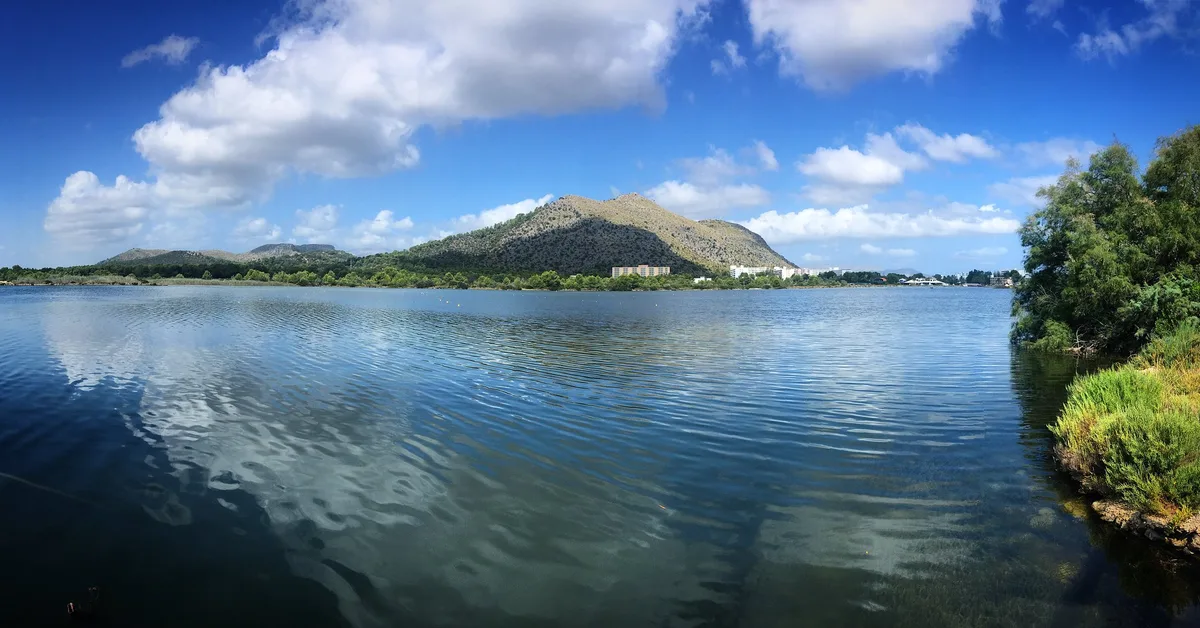 Alcúdia Beach, Alcúdia, Balearic Islands, Spain — 5
