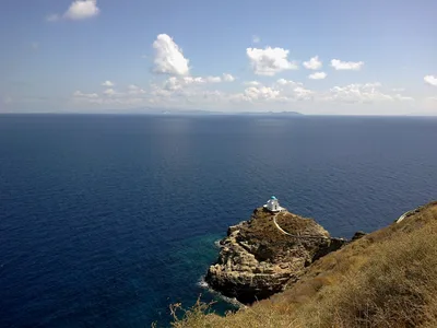 Kastro Beach