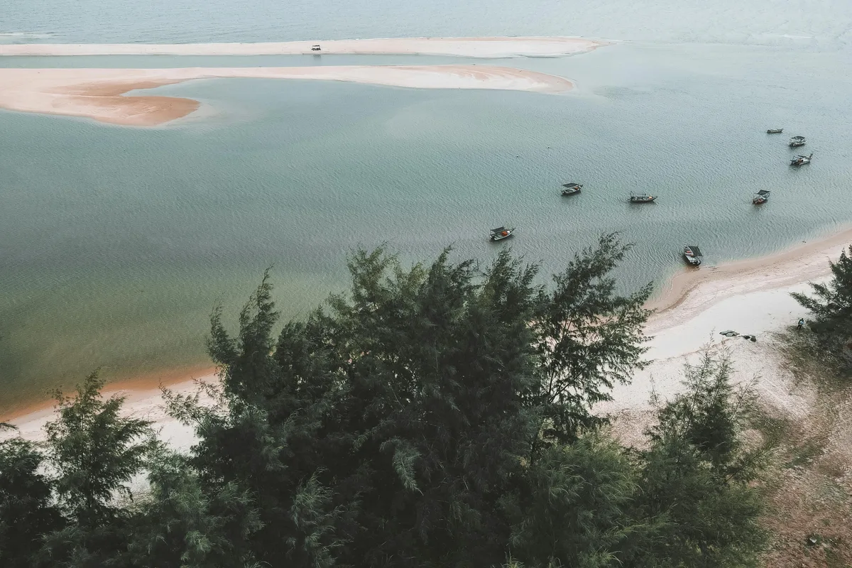 Cát Cò 2 Beach, Thị trấn Cát Bà, Gulf of Tonkin, Vietnam — 4