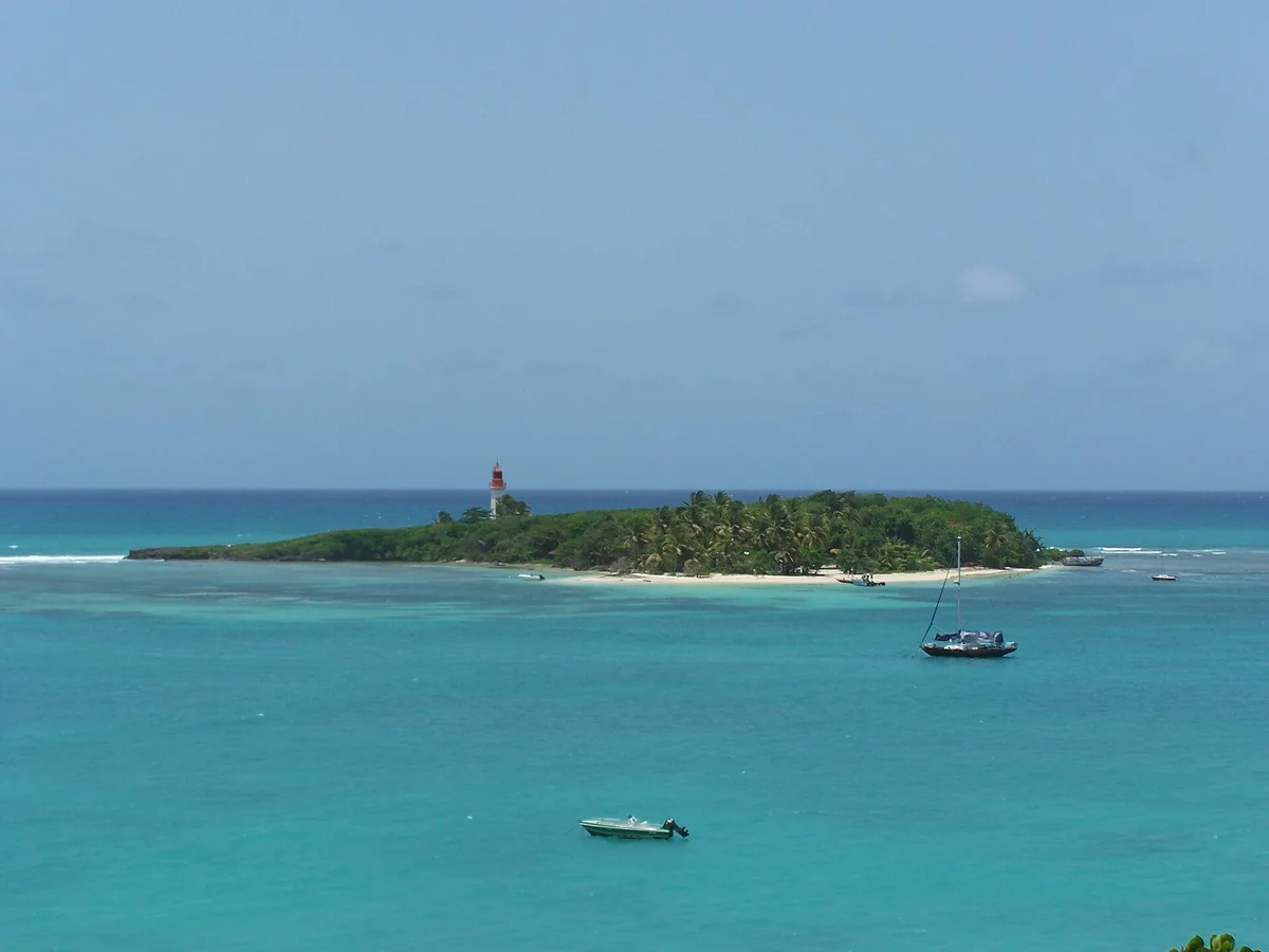 Ilet du Gosier Beach, Le Gosier, Guadeloupe, France — 5
