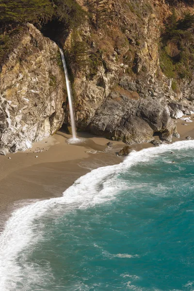 Cala di McWay Falls